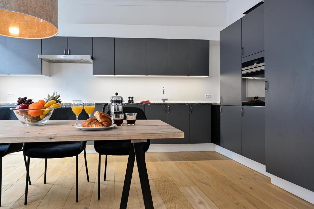 Sanders Arrow - Chic Three-Bedroom Apartment In The Middle Of Копенгаген Екстер'єр фото
