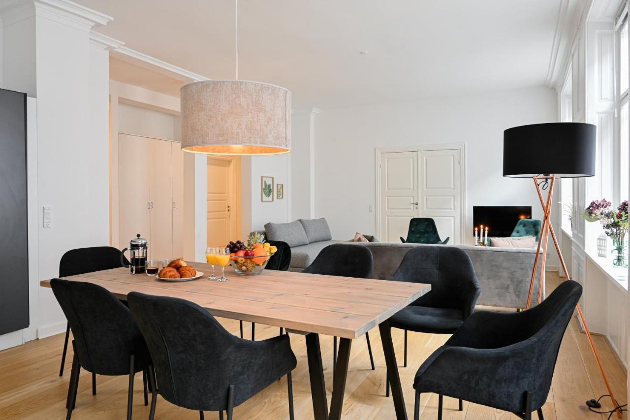 Sanders Arrow - Chic Three-Bedroom Apartment In The Middle Of Копенгаген Екстер'єр фото