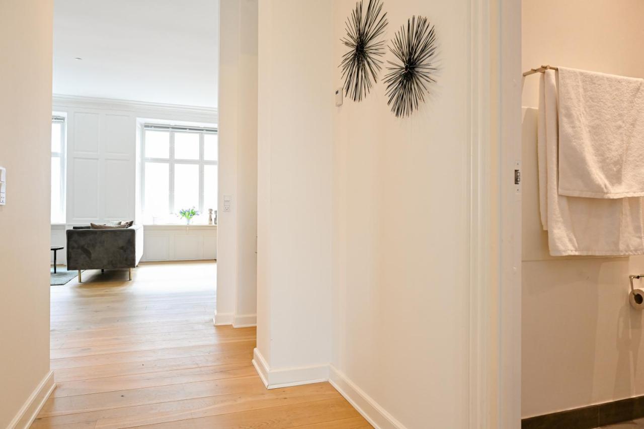 Sanders Arrow - Chic Three-Bedroom Apartment In The Middle Of Копенгаген Екстер'єр фото